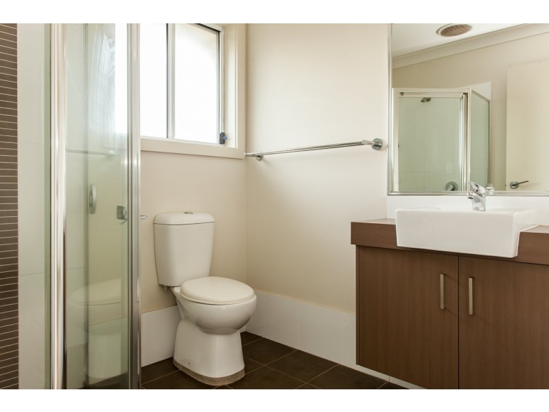 11 Aston Avenue, Cessnock NSW 2325