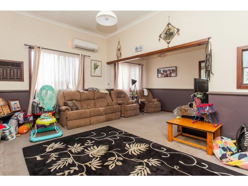 11 Houston Street, Cessnock NSW 2325