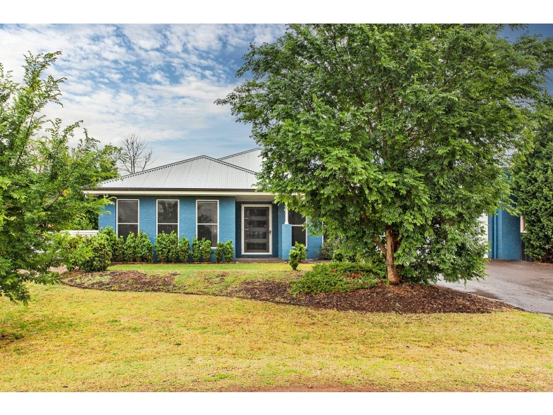 103 Wine Country Drive, Nulkaba NSW 2325