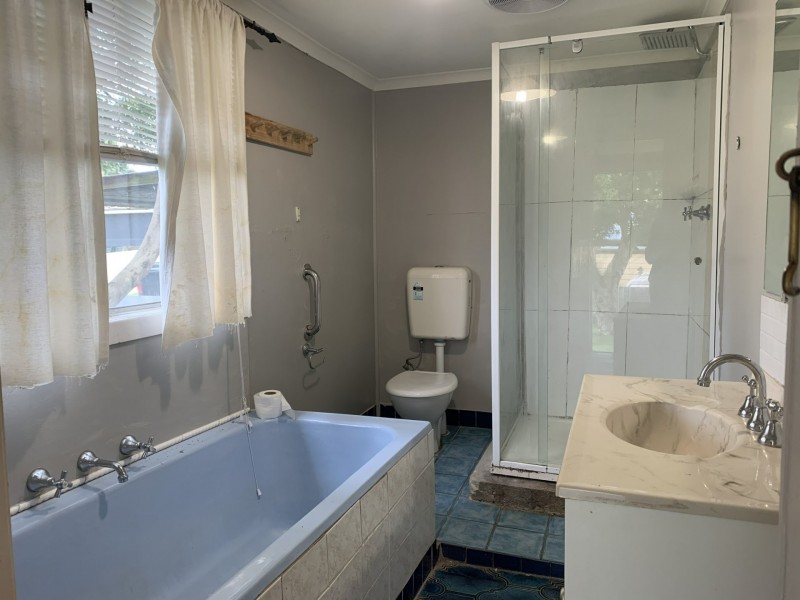 159 Cessnock Road, Abermain NSW 2326