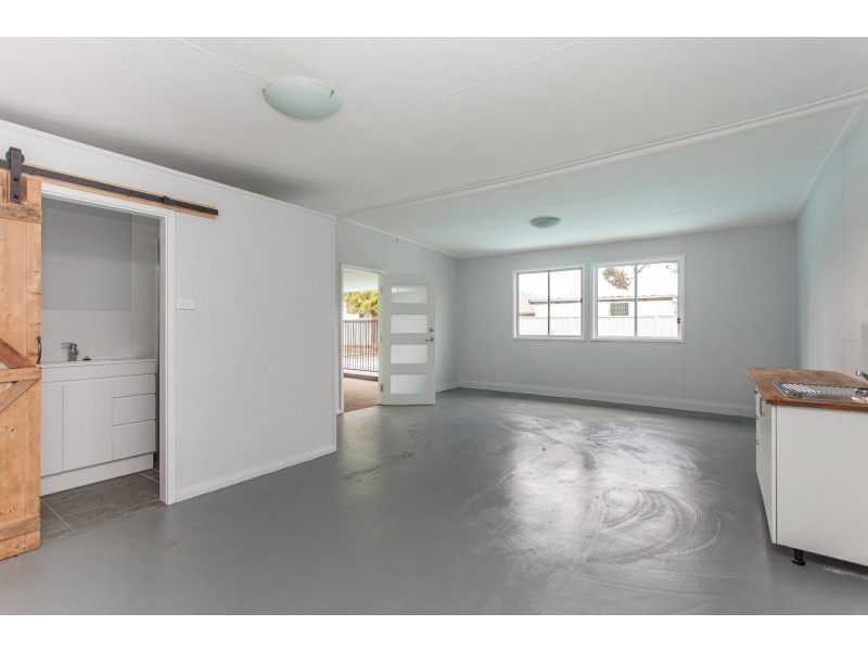 53 Lindsay Street, Cessnock NSW 2325