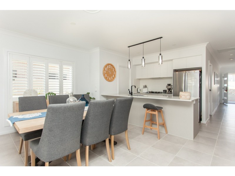 23 Brooker Drive, North Rothbury NSW 2335