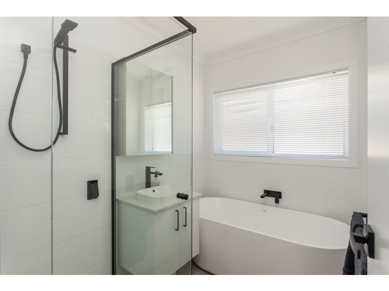 23 Brooker Drive, North Rothbury NSW 2335