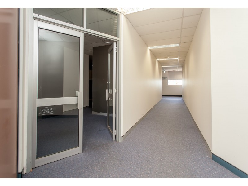 Suite 3/5 Edward St, Cessnock NSW 2325