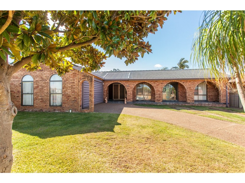 17 Acacia Street, Kurri Kurri NSW 2327