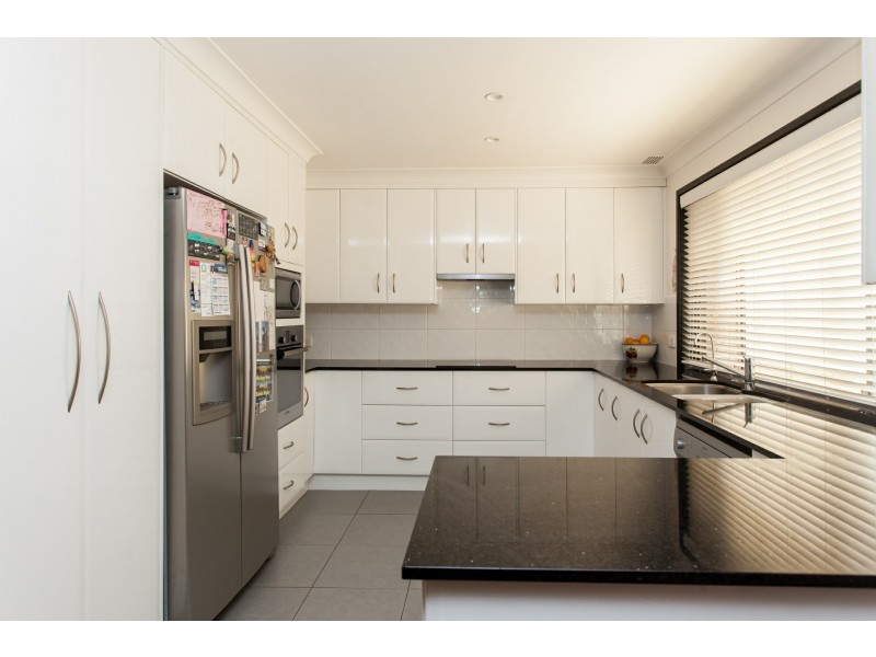 17 Acacia Street, Kurri Kurri NSW 2327