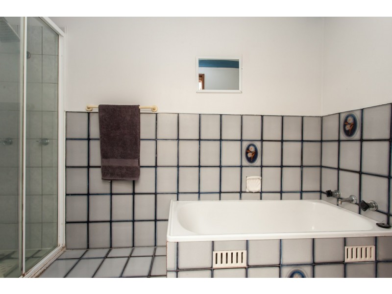 17 Acacia Street, Kurri Kurri NSW 2327