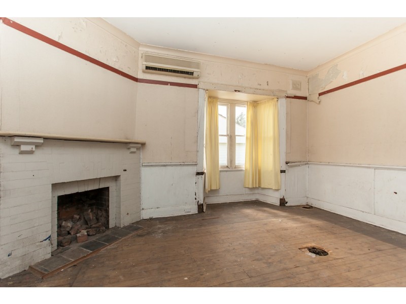 30 Mount View Road, Cessnock NSW 2325