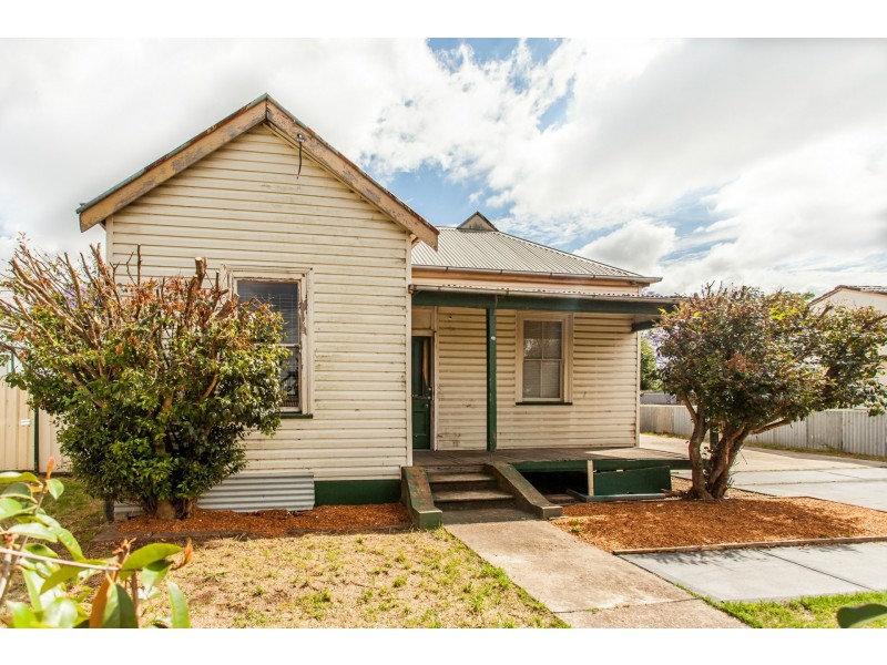 30 Mount View Road, Cessnock NSW 2325