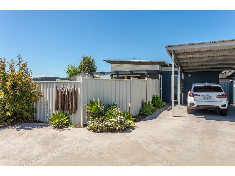 Unit 2/29 Daniel Street, Cessnock NSW 2325