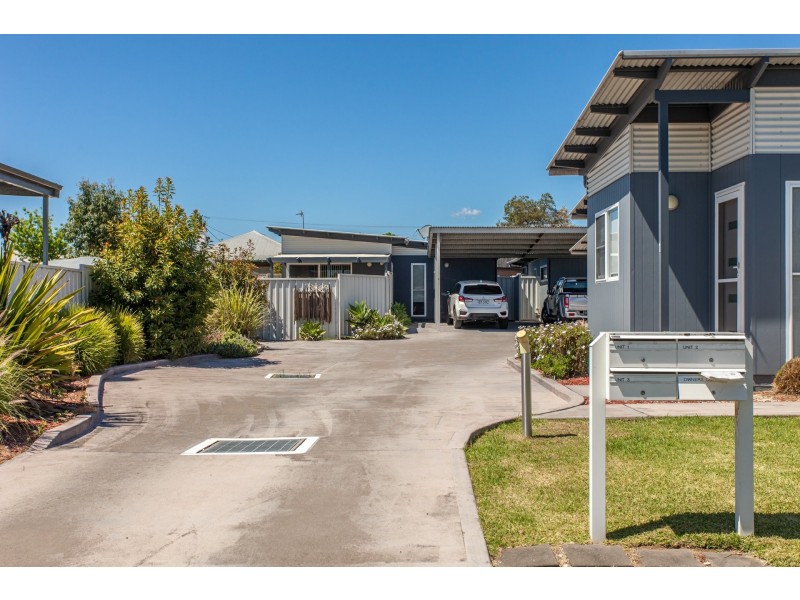 Unit 2/29 Daniel Street, Cessnock NSW 2325