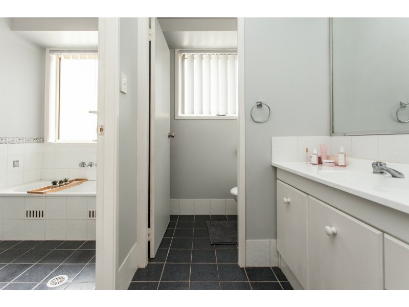 9A Quarrybylong Street, Cessnock NSW 2325