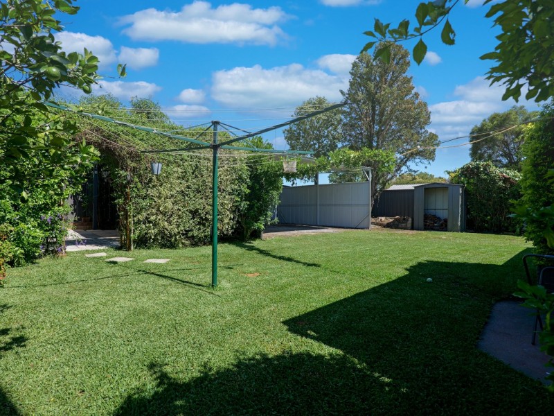 27 Alexander Street, Cessnock NSW 2325