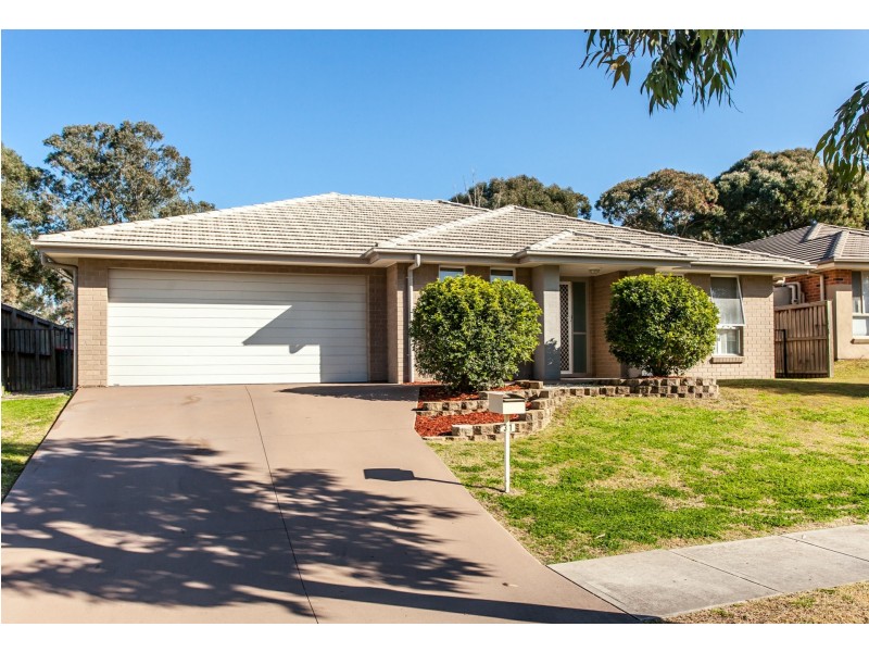 31 Stonebridge Drive, Cessnock NSW 2325