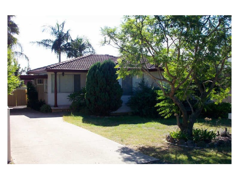 14 Burnett Street, Cessnock NSW 2325