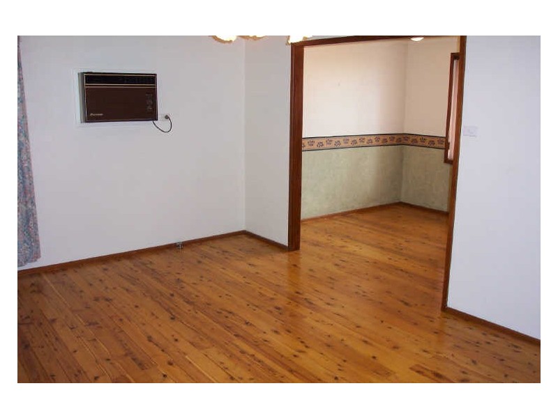 14 Burnett Street, Cessnock NSW 2325