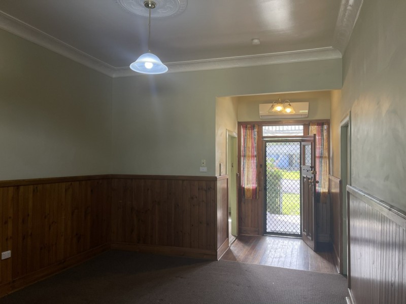 28 Tamworth Street, Abermain NSW 2326