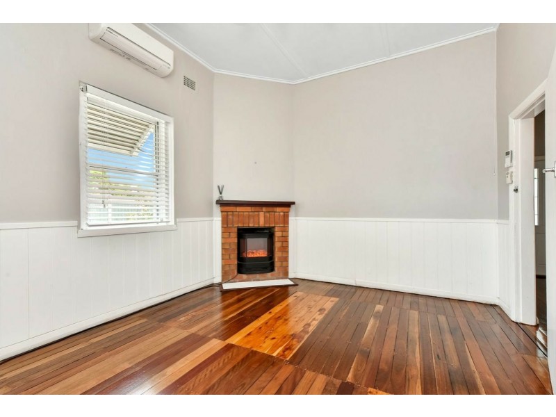 8 George Street, Cessnock NSW 2325