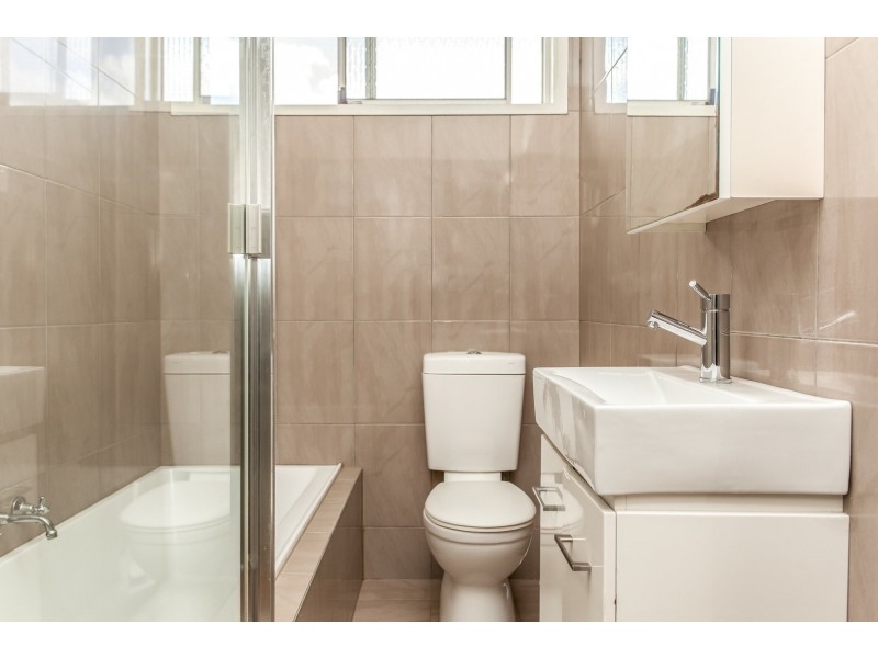 3A & 5 Albury Street, Abermain NSW 2326