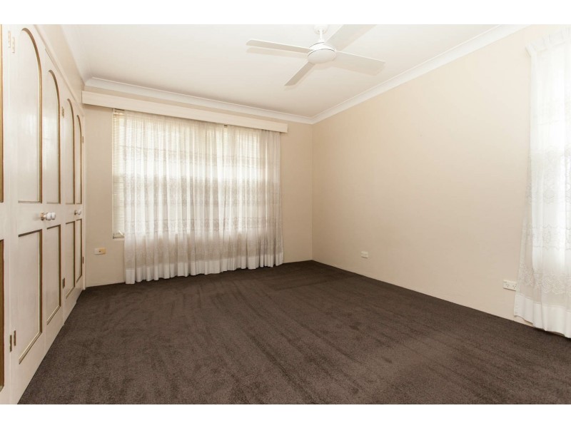 17 Elizabeth Street, Cessnock NSW 2325