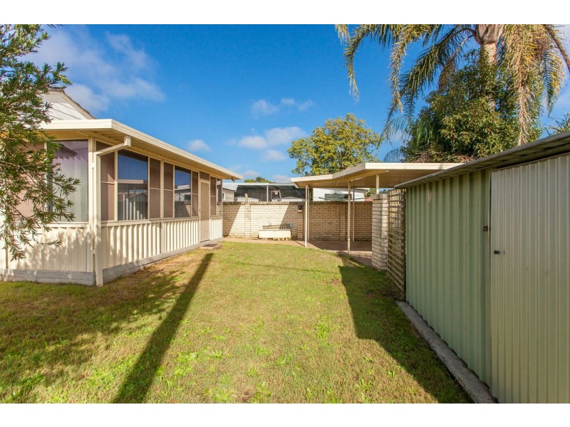 17 Elizabeth Street, Cessnock NSW 2325