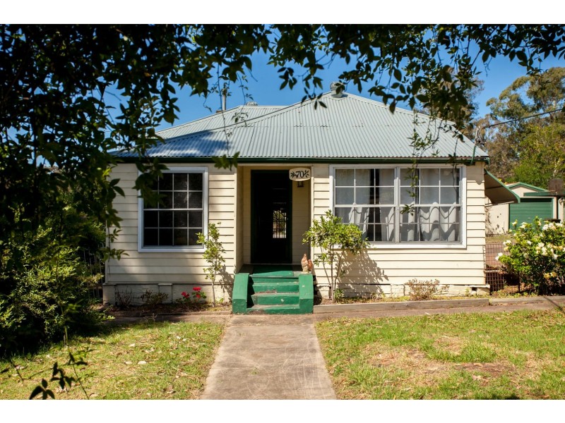 70 Caledonia Street, Kearsley NSW 2325
