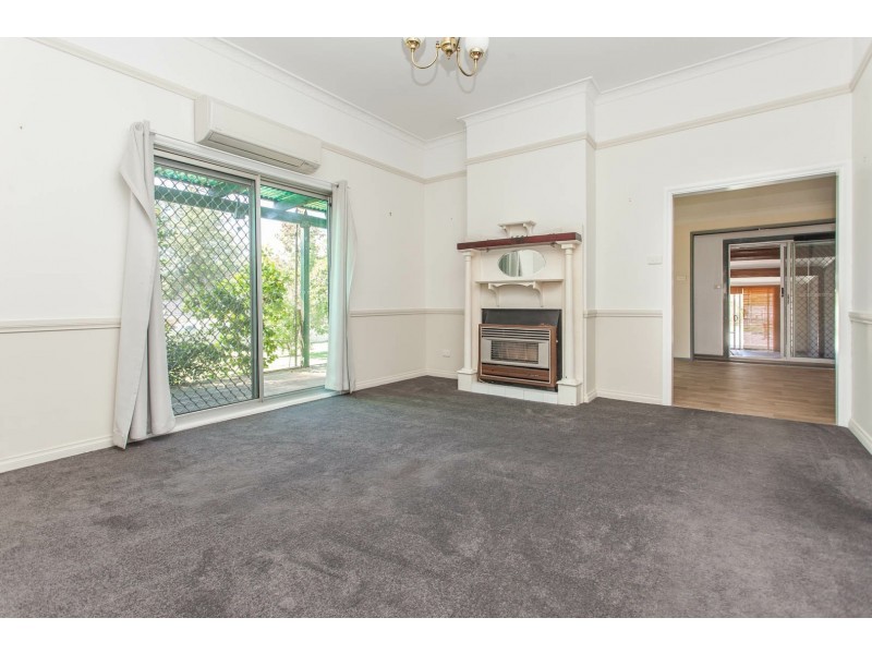 70 Caledonia Street, Kearsley NSW 2325