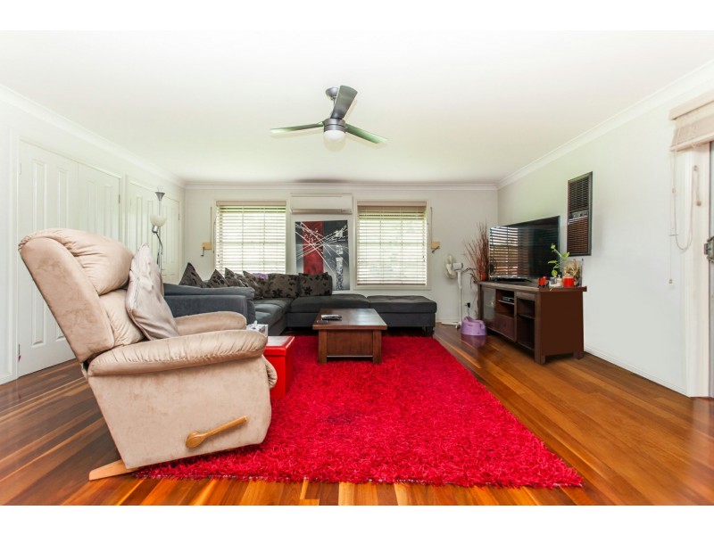 74 Caledonia Street, Kearsley NSW 2325