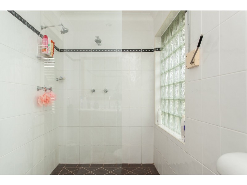 74 Caledonia Street, Kearsley NSW 2325