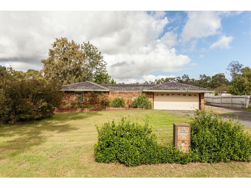 74 Caledonia Street, Kearsley NSW 2325