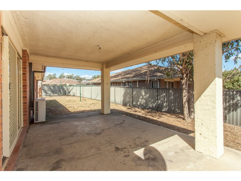 21 Casson Ave, Cessnock NSW 2325