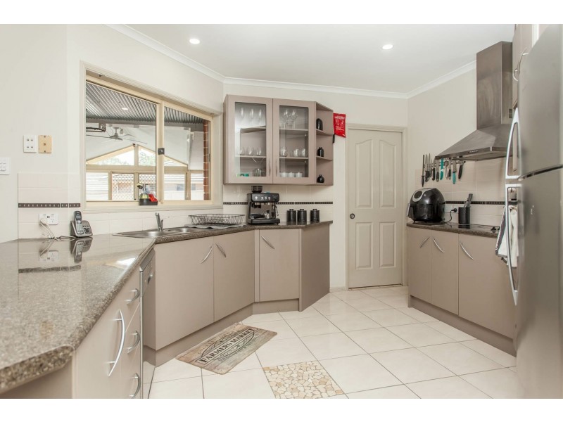 5 Lindeman Grove, Cessnock NSW 2325
