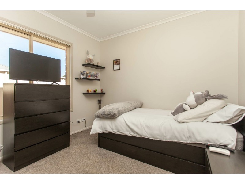5 Lindeman Grove, Cessnock NSW 2325