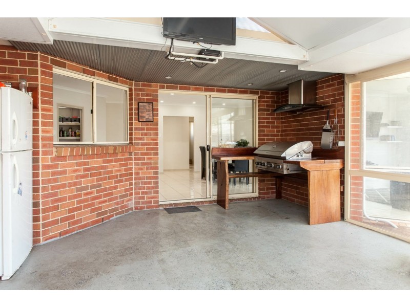 5 Lindeman Grove, Cessnock NSW 2325