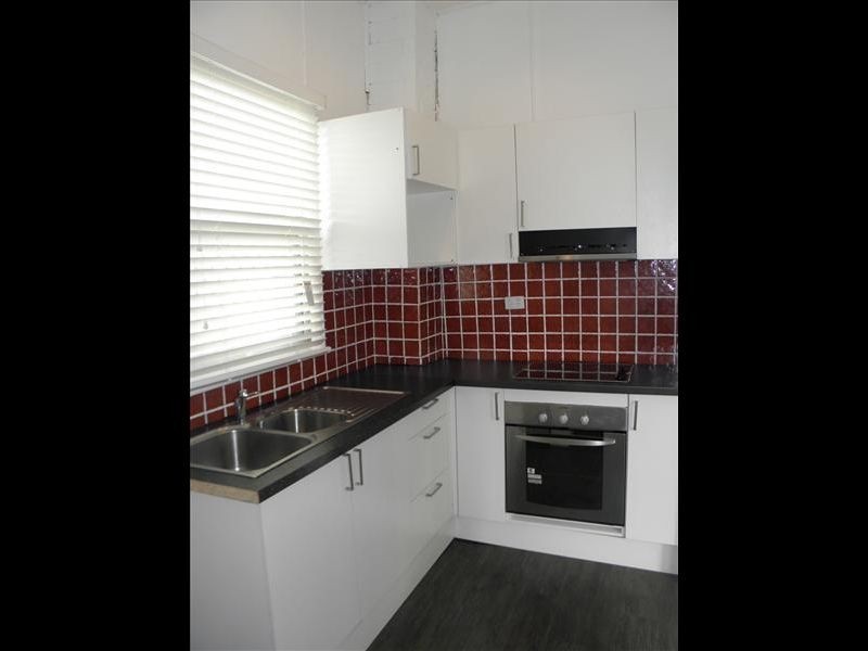 16 McFarlane Street, Cessnock NSW 2325