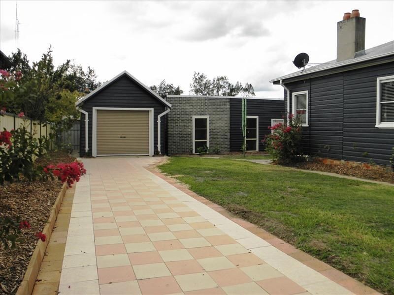 16 McFarlane Street, Cessnock NSW 2325