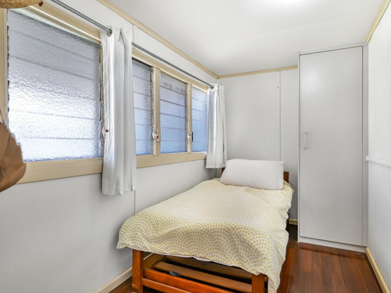 64 Maitland Street, Abermain NSW 2326