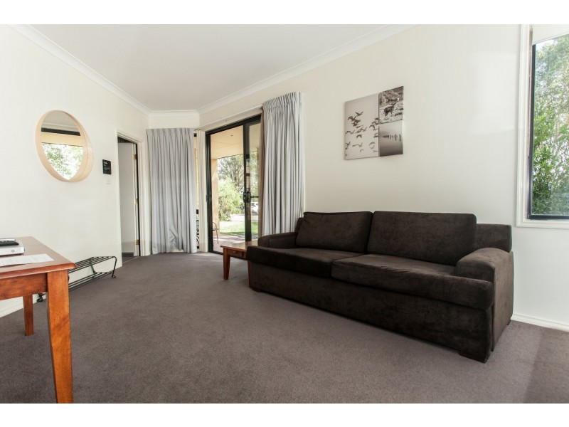 Villa 97 & 98/485 Mcdonalds Road, Pokolbin NSW 2320