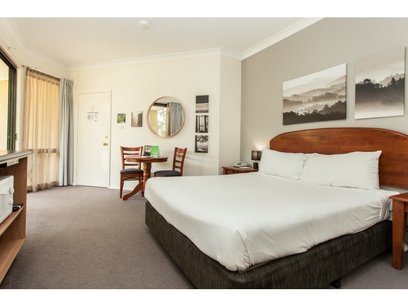 Villa 97 & 98/485 Mcdonalds Road, Pokolbin NSW 2320