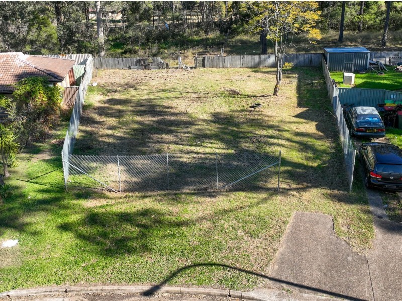 16 Davies Close, Weston NSW 2326