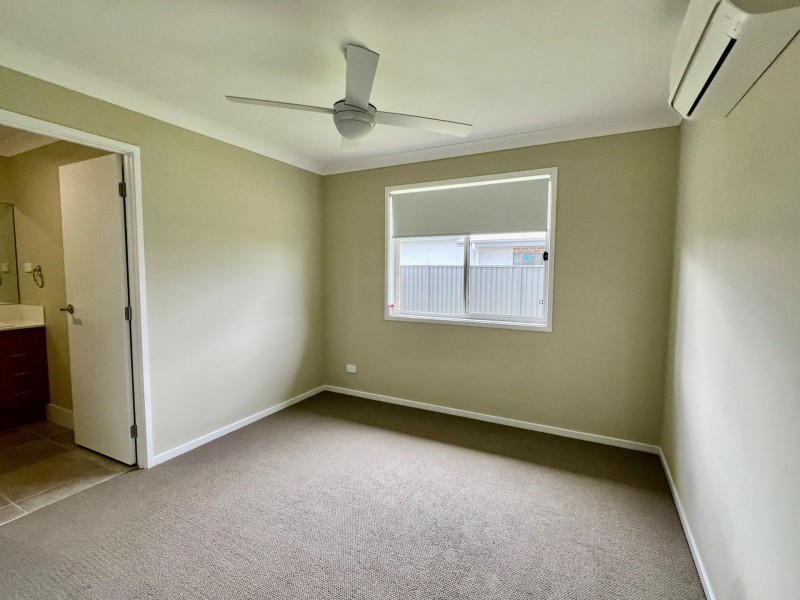 1/6 Lakeside Circuit, Cessnock NSW 2325