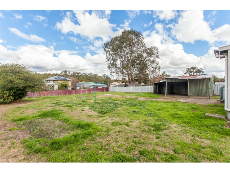 25 Long Street, Cessnock NSW 2325