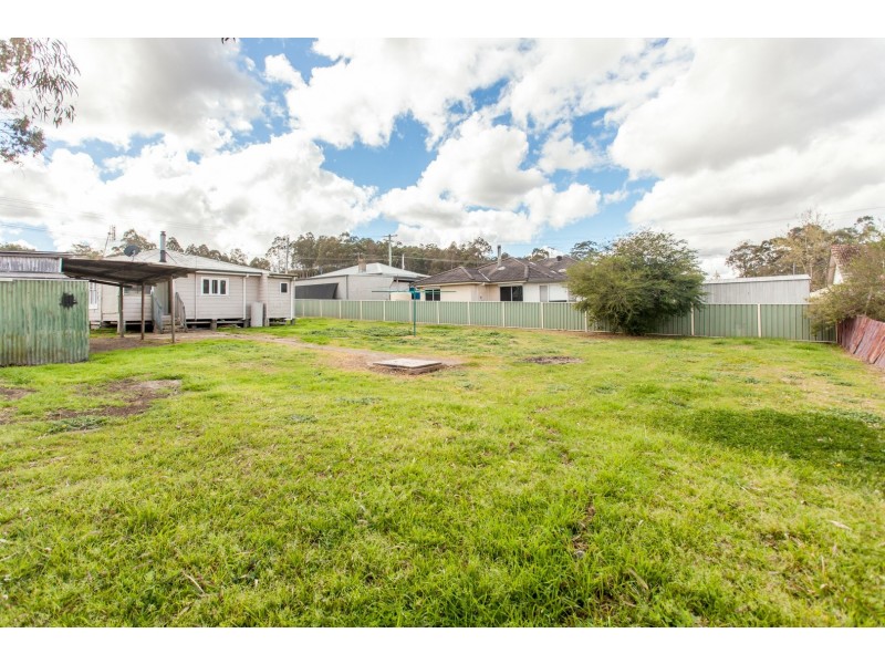 25 Long Street, Cessnock NSW 2325