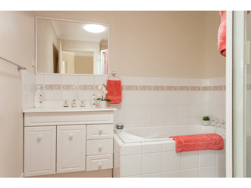 1/8 Sports Avenue, Cessnock NSW 2325