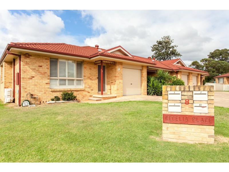 1/8 Sports Avenue, Cessnock NSW 2325