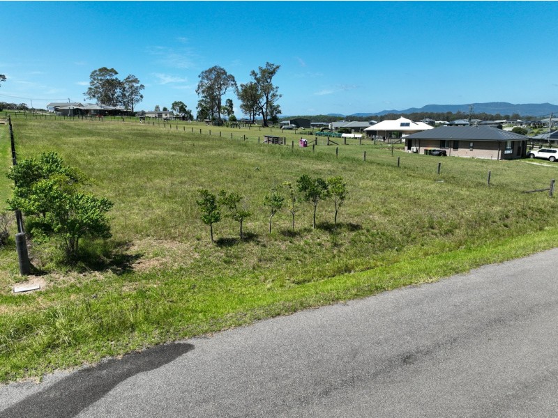 51 Eleventh Avenue, Millfield NSW 2325