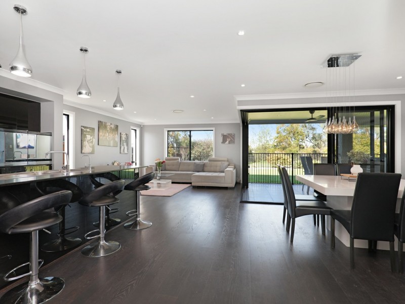 3 Prestwick Place, Cessnock NSW 2325