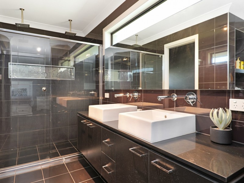 3 Prestwick Place, Cessnock NSW 2325