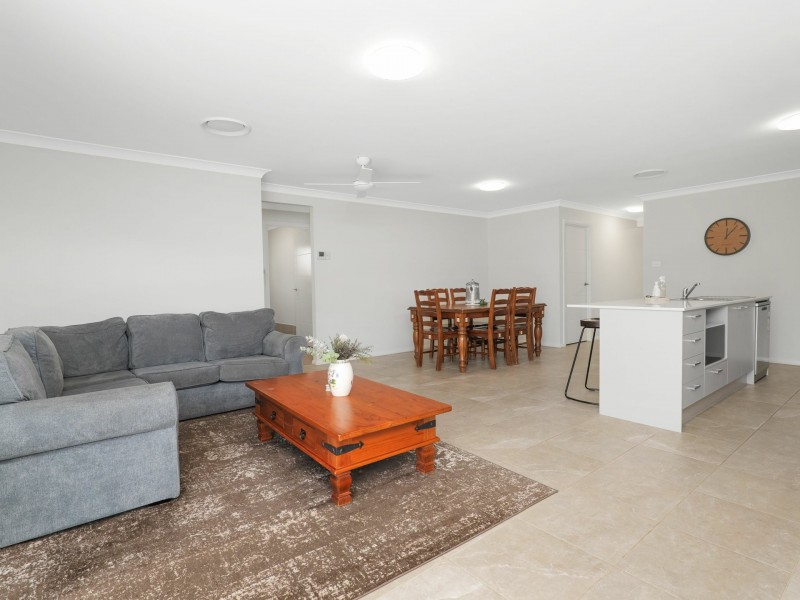 27 Portland Street, Millfield NSW 2325
