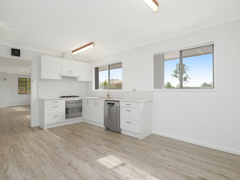 30 Buckland Ave, Cessnock NSW 2325